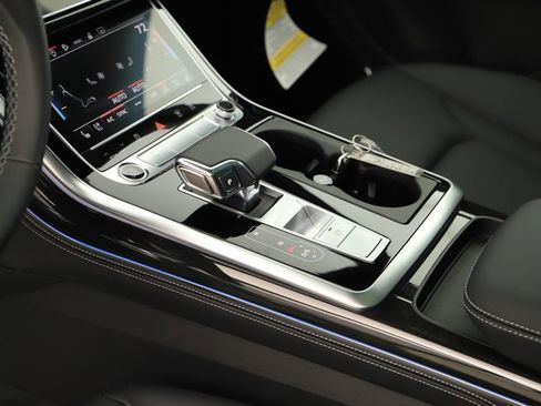 New 2026 Audi Q7 3.0T Premium Plus AWD/4WD image 17