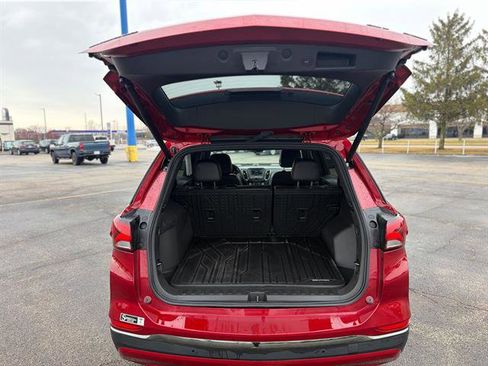 Used 2023 Chevrolet Equinox RS w/ LPO, Floor Liner Package image 18