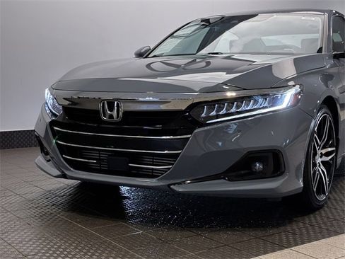 Used 2022 Honda Accord Touring image 7