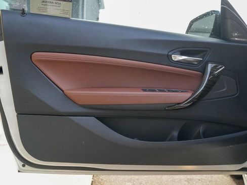 Used 2017 BMW 230i Convertible image 99