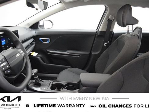 New 2026 Kia K4 FWD image 10