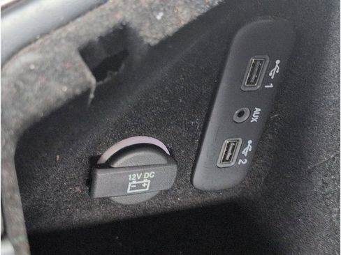 Used 2023 Dodge Challenger SXT w/ Blacktop Package image 17