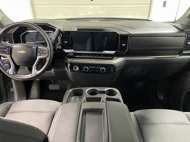 Used 2024 Chevrolet Silverado 1500 LT AWD/4WD image 13