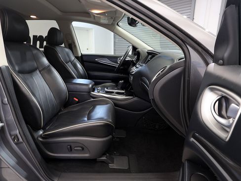 Used 2019 INFINITI QX60 Luxe w/ Essential Package AWD/4WD image 17