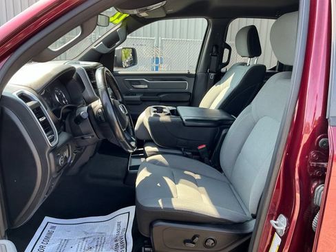 Used 2022 RAM 1500 Big Horn AWD/4WD image 9