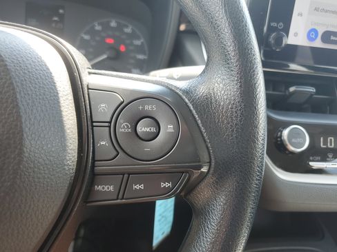 Used 2024 Toyota Corolla LE FWD image 21