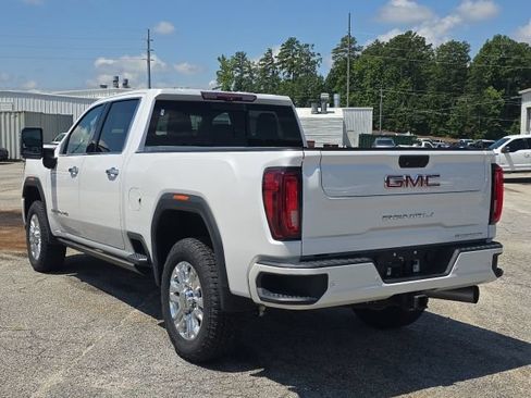 Used 2022 GMC Sierra 2500 Denali w/ Denali Ultimate Package AWD/4WD image 3
