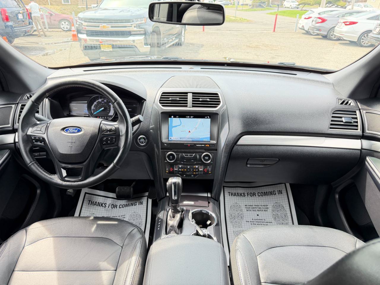 Used 2018 Ford Explorer XLT w/ Equipment Group 202A AWD/4WD image 27