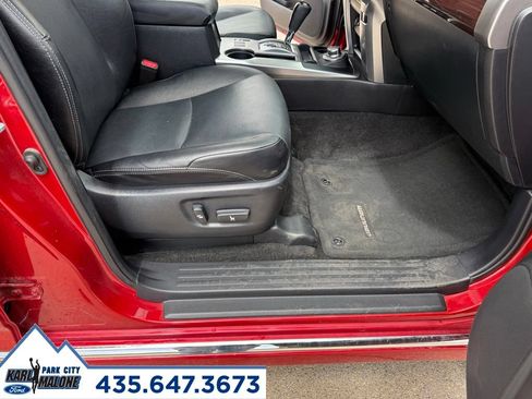 Used 2021 Toyota 4Runner Limited AWD/4WD image 37