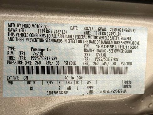 Used 2017 Ford C-MAX Energi SE w/ Equipment Group 401A FWD image 25