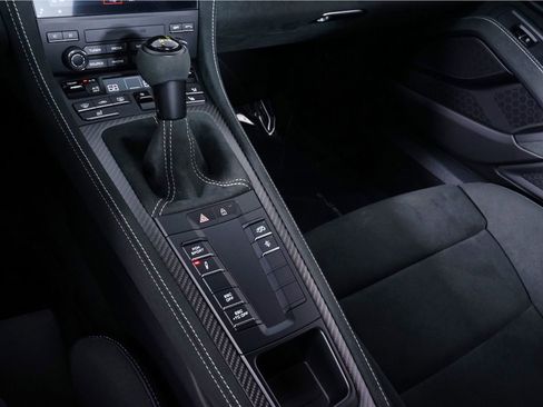 Used 2025 Porsche 718 Cayman GT4 RS image 29