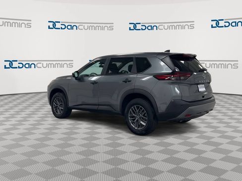 Used 2023 Nissan Rogue S FWD image 6