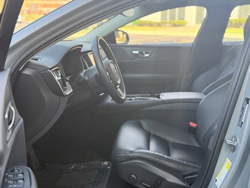 Used 2025 Volvo S60 T8 Plus w/ Climate Package image 12