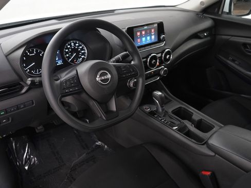 Used 2024 Nissan Sentra S image 23