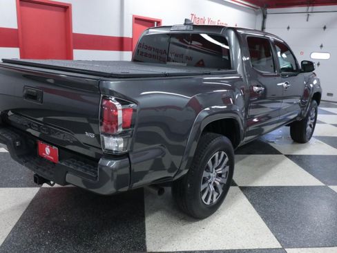 Used 2021 Toyota Tacoma Limited RWD image 7