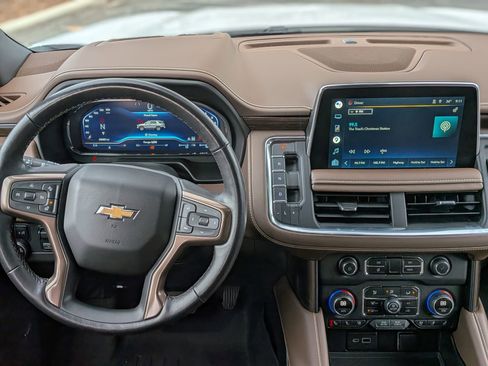 Certified 2022 Chevrolet Suburban High Country w/ Max Trailering Package image 18