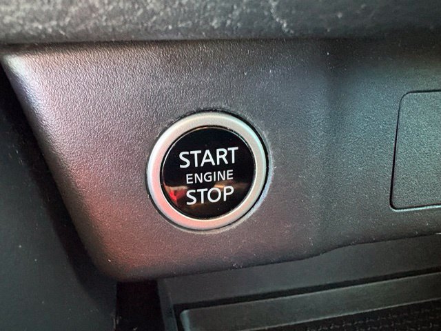 Used 2023 Nissan Rogue S AWD/4WD image 23