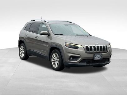 Used 2019 Jeep Cherokee Latitude w/ Popular Appearance Group