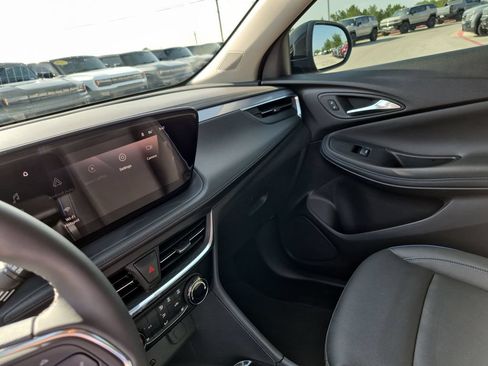 Used 2026 Buick Encore GX Sport Touring w/ Advanced Technology Package FWD image 27