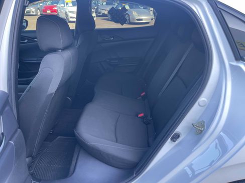 Used 2019 Honda Civic Sport image 10