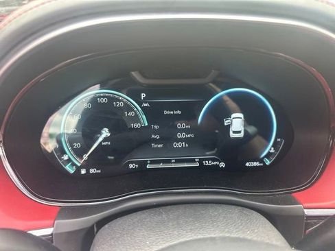 Used 2022 Genesis GV70 3.5T Sport w/ Sport Prestige Package AWD/4WD image 19