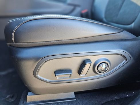 New 2026 Jeep Grand Cherokee Altitude image 20