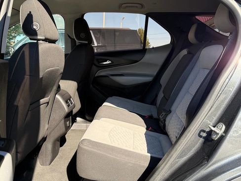 Used 2018 Chevrolet Equinox LS image 14