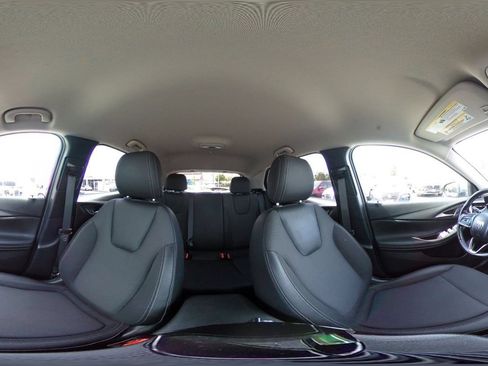 Used 2025 Buick Encore GX Preferred AWD/4WD image 43