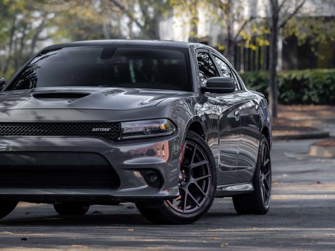 Used 2017 Dodge Charger R/T image 41