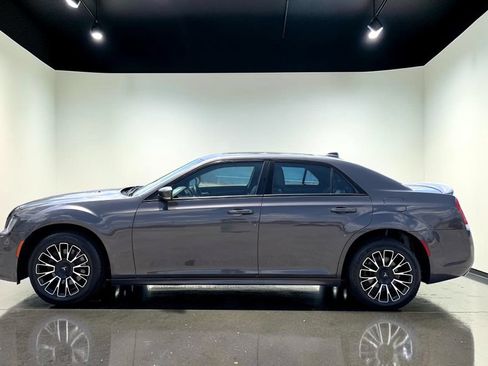 Used 2017 Chrysler 300 S w/ 300S Premium Group AWD/4WD image 6