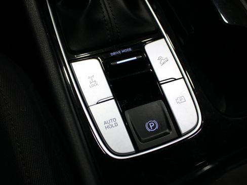 Used 2022 Hyundai Santa Cruz SE AWD/4WD image 17