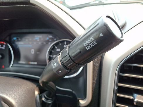 Used 2021 Ford F450 Lariat w/ Lariat Ultimate Package AWD/4WD image 15