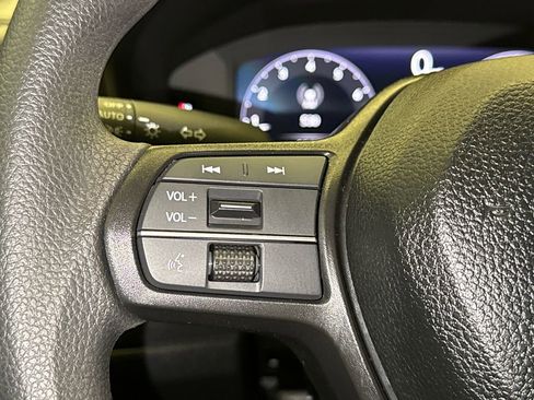 Certified 2025 Honda Accord LX image 27