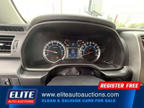 Used 2018 Toyota 4Runner SR5 Premium image 14