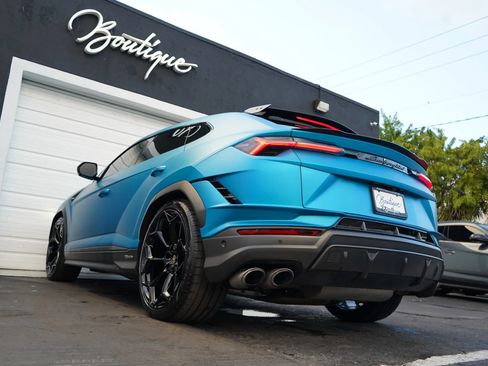 Used 2024 Lamborghini Urus Performante AWD/4WD image 37