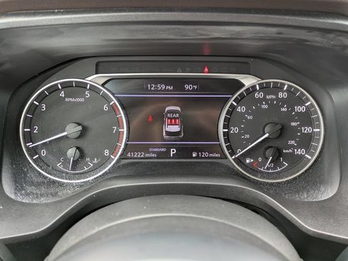 Certified 2023 Nissan Rogue S FWD image 24