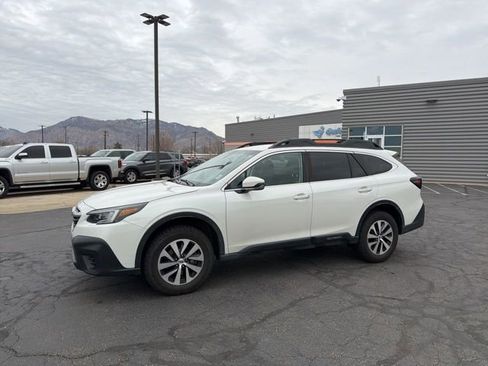 Used 2021 Subaru Outback Premium image 15
