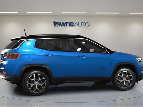 Used 2024 Jeep Compass Limited AWD/4WD image 15