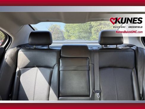 Used 2011 Buick LaCrosse CXL w/ Luxury Package FWD image 27