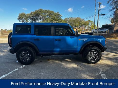 New 2025 Ford Bronco Badlands image 8