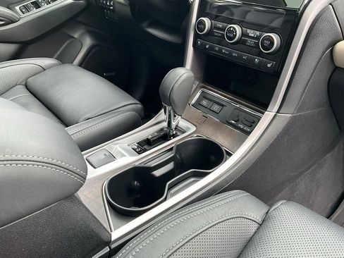 Used 2022 Subaru Ascent Touring w/ Popular Package #2A image 22