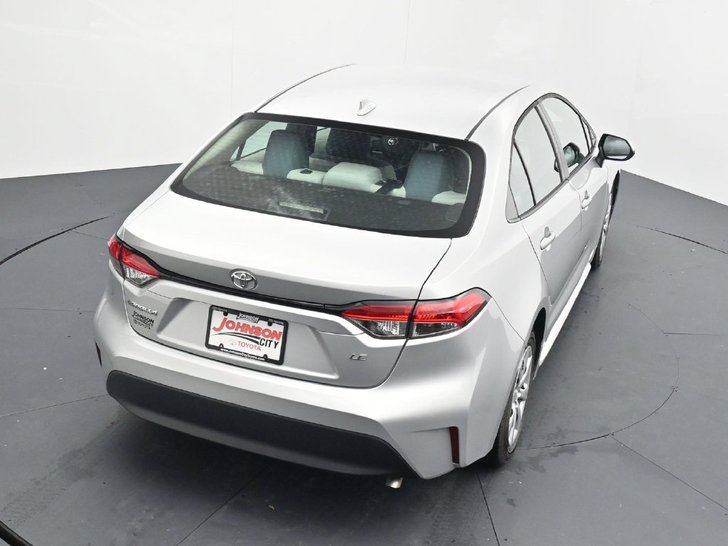 Used 2023 Toyota Corolla LE FWD image 28