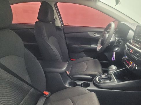 Used 2019 Kia Forte LXS FWD image 21