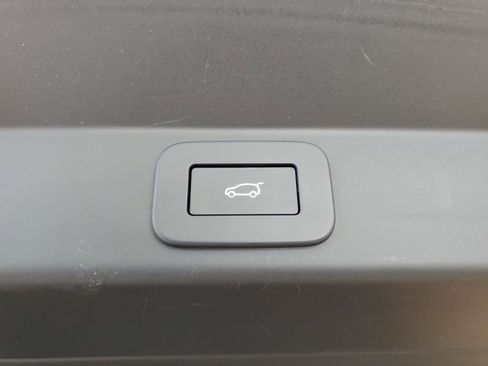 Used 2023 Land Rover Range Rover Sport SE AWD/4WD image 33