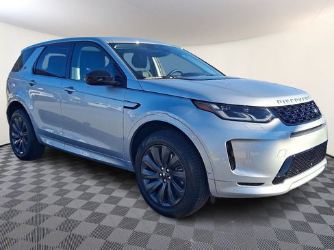 Used 2025 Land Rover Discovery Sport S image 5