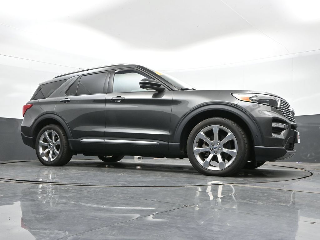 Used 2020 Ford Explorer Platinum w/ Premium Technology Package AWD/4WD image 43