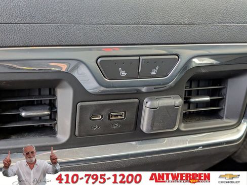 Used 2020 GMC Sierra 1500 SLT w/ SLT Premium Plus Package image 17