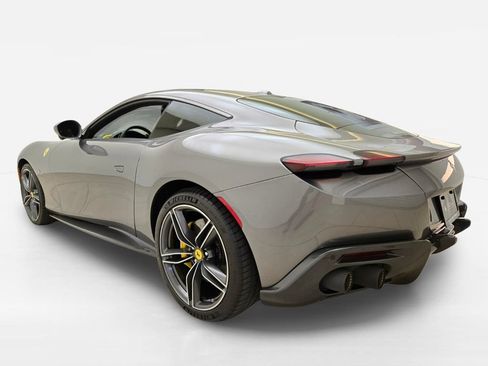 Used 2024 Ferrari Roma RWD image 11
