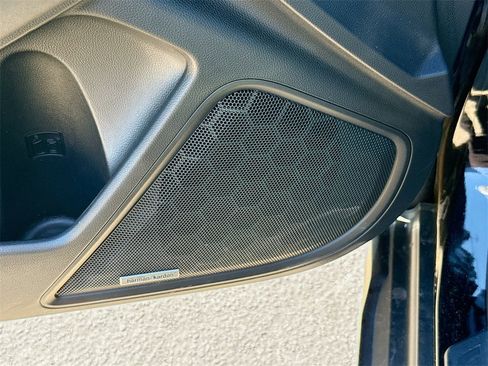 Used 2023 Subaru Outback Touring XT image 20