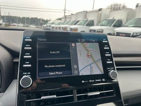 Used 2019 Toyota Avalon Limited image 34